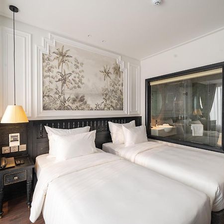 Paradise Suites Truc Bach Lake Hanoi Esterno foto